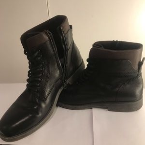 Kenneth Cole Reaction men’s boots 10
